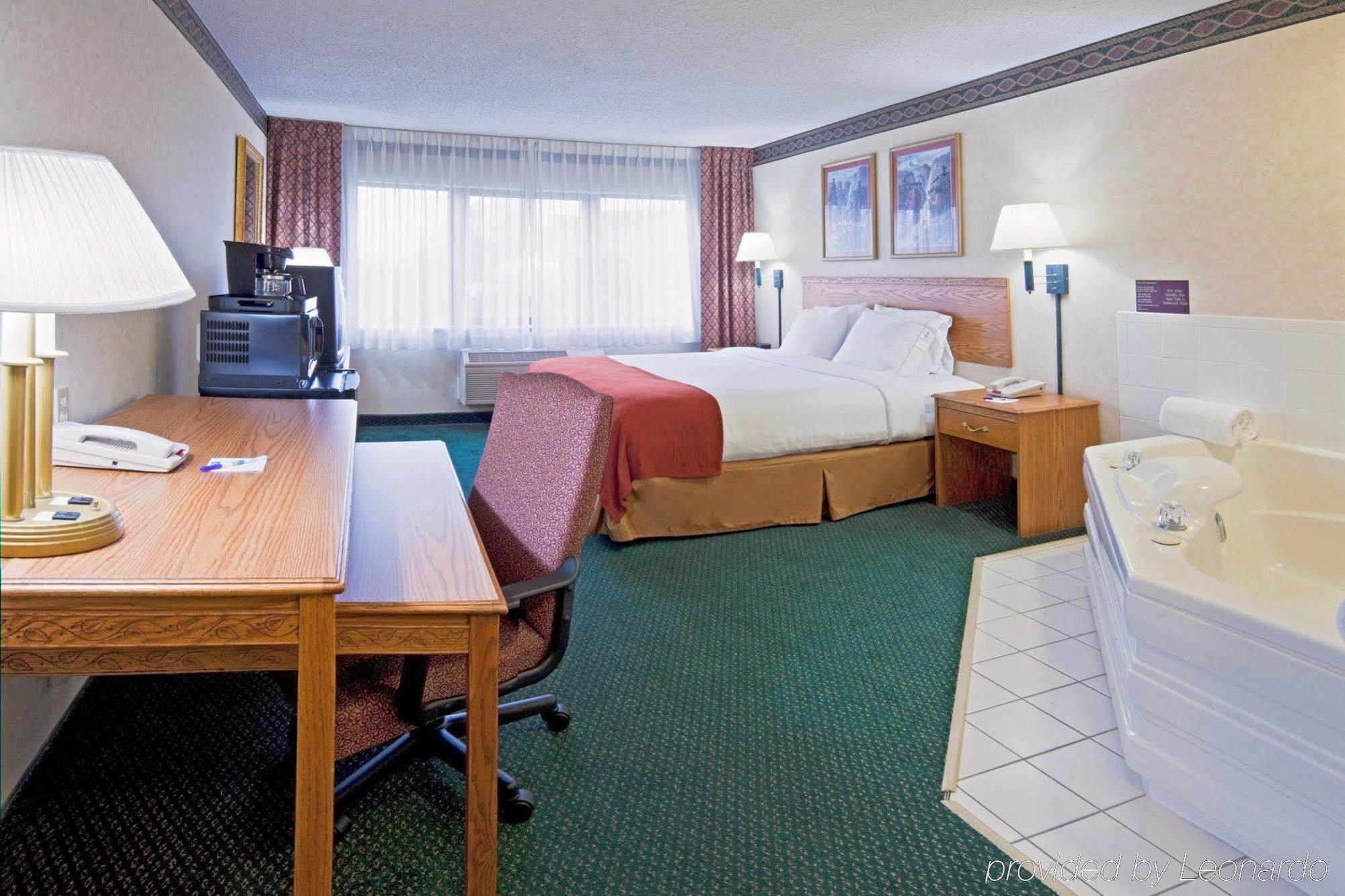 Country Inn & Suites By Radisson, Mishawaka, In South Bend Habitación foto